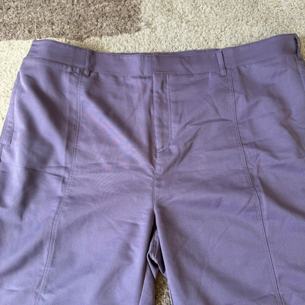 32‎ Degrees Cool Purple Stretch Golf Shorts Women 18 Elastic Waist Activewear